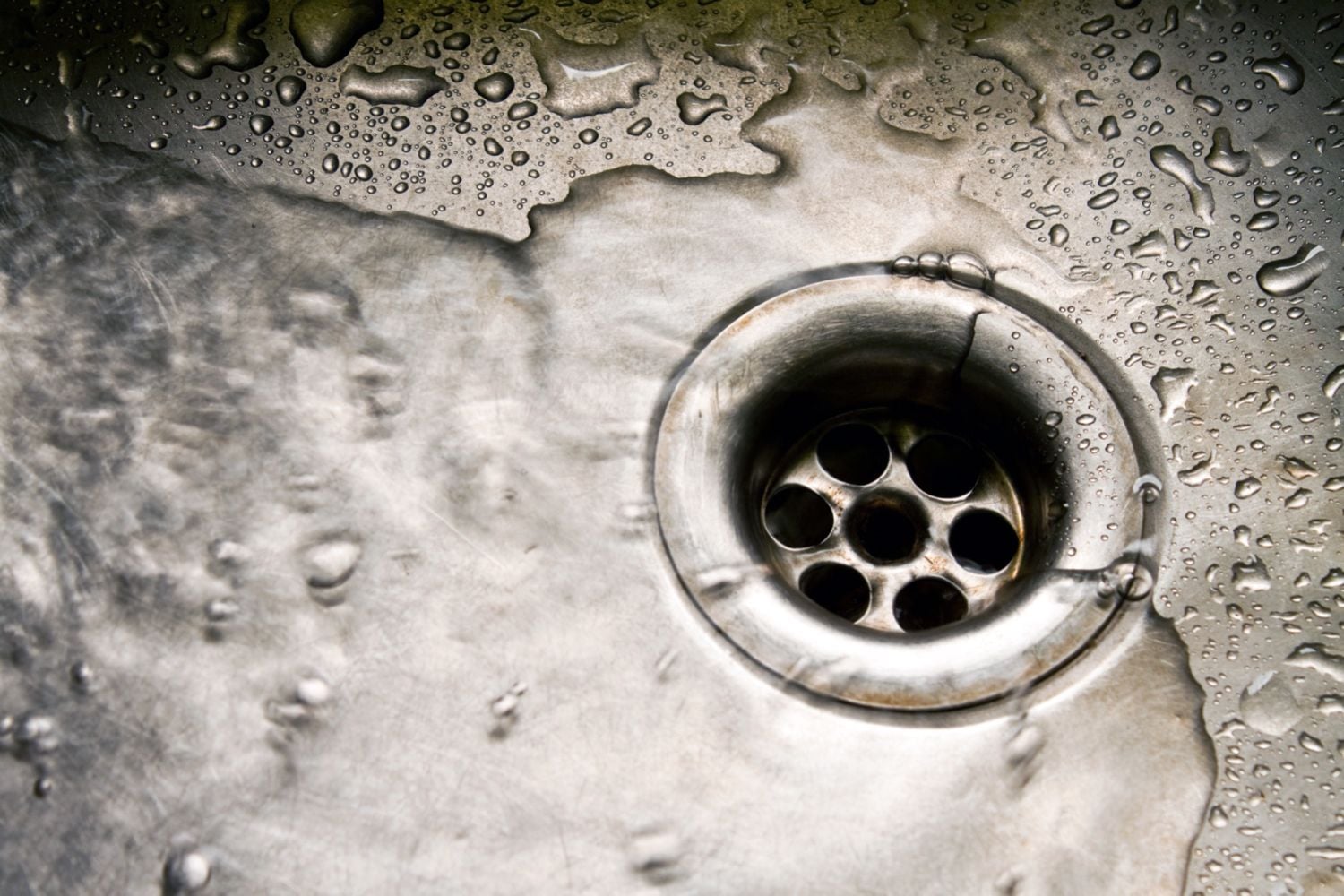How to Deal With Smelly Drains How to Deal With Smelly Drains